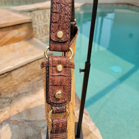 Francesco Biasia Raffia With Leather Croc Embossed Trim Shoulder Bag - Picture 5 of 8